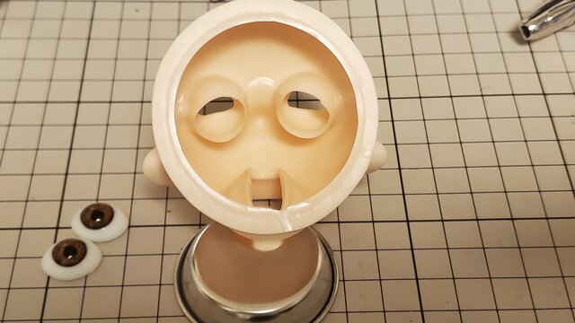 目袋ビフォー